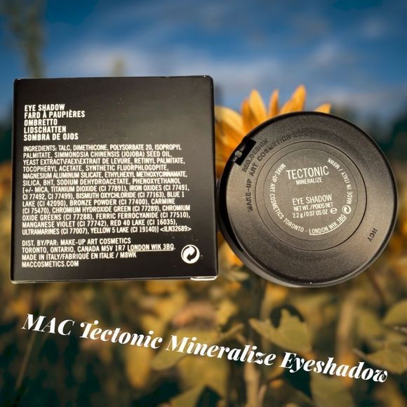 MAC Tectonic Mineralize Eyeshadow - Picture 4 of 7
